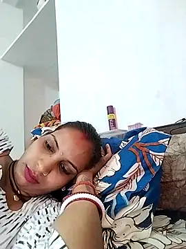 Hotty-Nidhi online show from March 18, 2025, 10:39 am