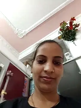 Snapshot of Hotty-Nidhi chatting on May 31, 2026, 4:18 am Hotty-Nidhi online show from May 31, 2026, 4:18 am