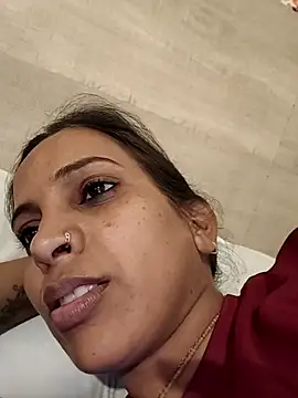 Snapshot of Hotty-Nidhi chatting on May 24, 2026, 6:19 pm Hotty-Nidhi online show from May 24, 2026, 6:19 pm