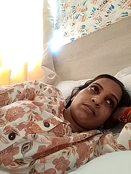 Snapshot of Hotty-Nidhi chatting on May 23, 2026, 8:57 am Hotty-Nidhi online show from May 23, 2026, 8:57 am