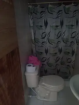 AnaHobson online show from November 29, 2025, 5:24 pm