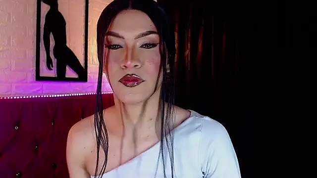 agatha rodriguez online show from April 18, 2026, 1:46 pm