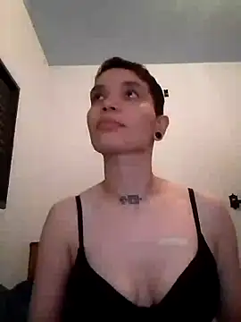 Snapshot of edi999 chatting on October 13, 2025, 11:49 pm edi999 online show from October 13, 2025, 11:49 pm