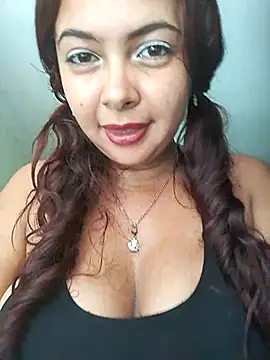 Snapshot of AllysonDawson chatting on March 22, 2025, 6:36 pm AllysonDawson online show from March 22, 2025, 6:36 pm