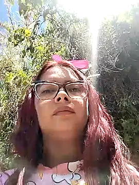 Snapshot of AllysonDawson chatting on September 8, 2025, 3:22 pm AllysonDawson online show from September 8, 2025, 3:22 pm