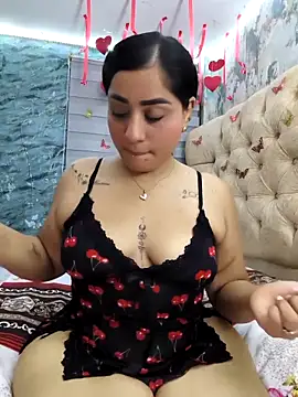 Snapshot of L_ucero chatting on February 10, 2026, 6:34 am L ucero online show from February 10, 2026, 6:34 am