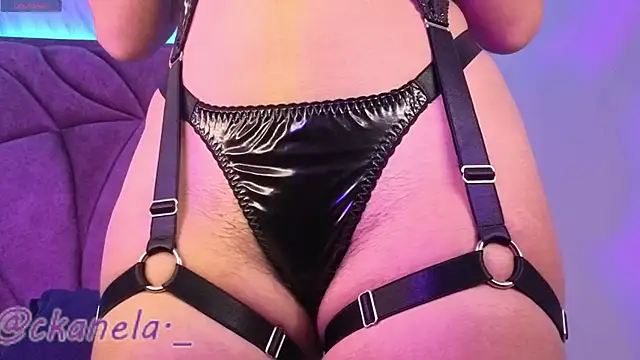 Kanela miller  online show from February 6, 2026, 12:23 pm