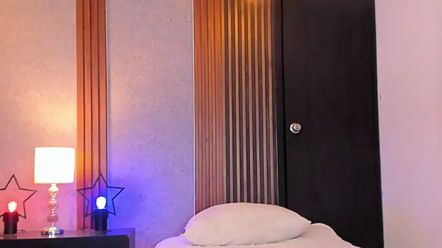 Abby sinss online show from November 20, 2025, 8:20 pm