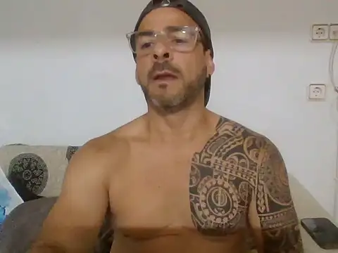 bruno10yjua online show from June 12, 2026, 4:27 pm