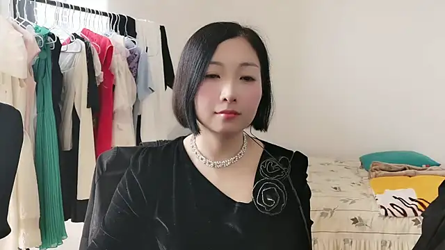 Snapshot of Rachel-6600 chatting on October 15, 2025, 2:43 am Rachel-6600 online show from October 15, 2025, 2:43 am