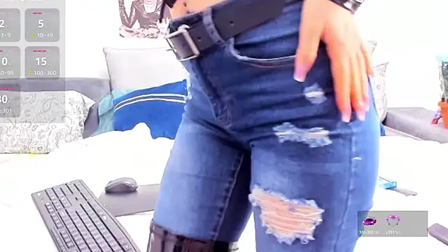 FindomGoddess1 online show from February 17, 2026, 5:49 am