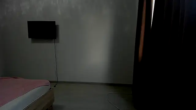 LilyHaart online show from November 23, 2025, 1:54 pm