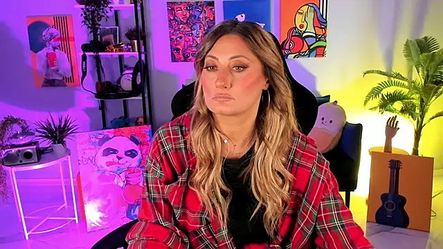 Snapshot of SarahAlluring chatting on October 11, 2025, 12:17 pm SarahAlluring online show from October 11, 2025, 12:17 pm