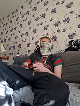 Snapshot of ThePython666 chatting on October 20, 2025, 11:55 am ThePython666 online show from October 20, 2025, 11:55 am