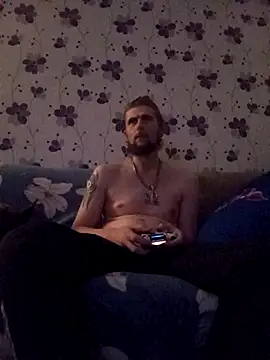 Snapshot of ThePython666 chatting on October 9, 2025, 12:00 am ThePython666 online show from October 9, 2025, 12:00 am