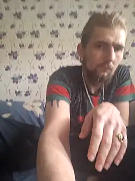 Snapshot of ThePython666 chatting on October 8, 2025, 11:56 am ThePython666 online show from October 8, 2025, 11:56 am