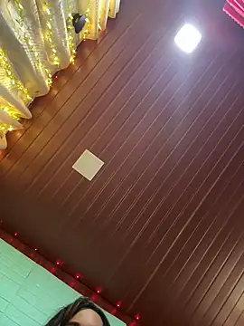 Snapshot of lustyindiancouple chatting on October 5, 2025, 9:05 pm lustyindiancouple online show from October 5, 2025, 9:05 pm