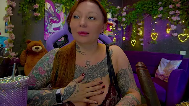 BlackedBarbie online show from March 1, 2026, 7:25 pm