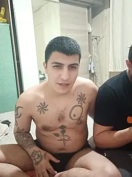 Snapshot of Kadir1320@xh chatting on March 17, 2025, 10:08 pm Kadir1320xh online show from March 17, 2025, 10:08 pm