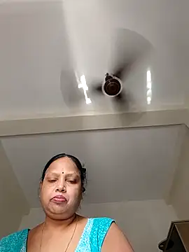 Snapshot of Arohi35 chatting on September 10, 2025, 3:38 am Arohi35 online show from September 10, 2025, 3:38 am