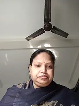 Snapshot of Arohi35 chatting on February 14, 2026, 3:40 am Arohi35 online show from February 14, 2026, 3:40 am