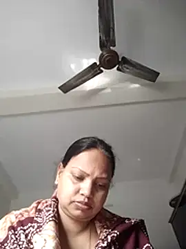 Snapshot of Arohi35 chatting on February 19, 2026, 4:09 am Arohi35 online show from February 19, 2026, 4:09 am