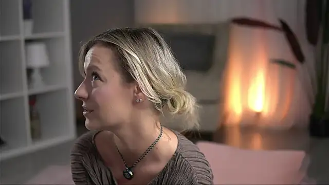 Snapshot of AnnastasiaMills chatting on June 7, 2026, 7:52 pm AnnastasiaMills online show from June 7, 2026, 7:52 pm