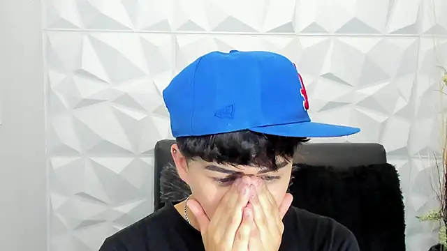 Sam Daves online show from December 3, 2025, 2:38 pm