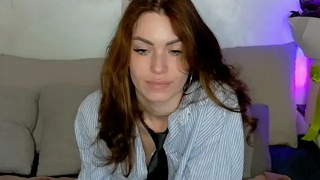 SweetDarling7 online show from April 16, 2026, 12:50 pm