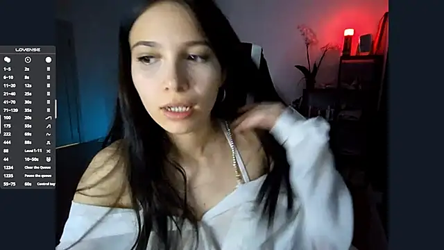 MayAgard online show from October 26, 2025, 7:14 pm