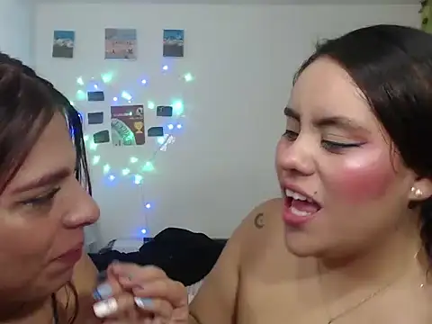 nicky andcamil online show from April 1, 2026, 12:02 am