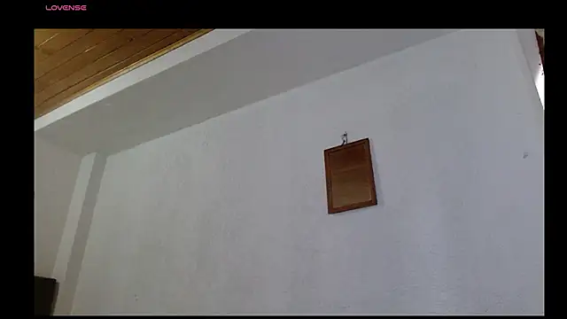 isabella rouge online show from September 17, 2025, 8:33 pm