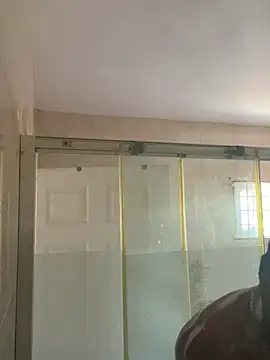 Snapshot of clitpleasrr chatting on March 12, 2025, 3:29 pm clitpleasrr online show from March 12, 2025, 3:29 pm