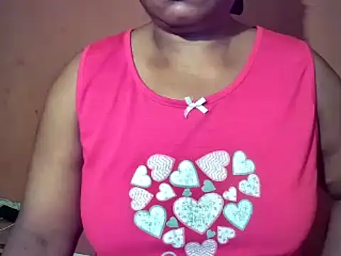 Snapshot of sexyamanda_ chatting on November 15, 2025, 5:44 am sexyamanda online show from November 15, 2025, 5:44 am