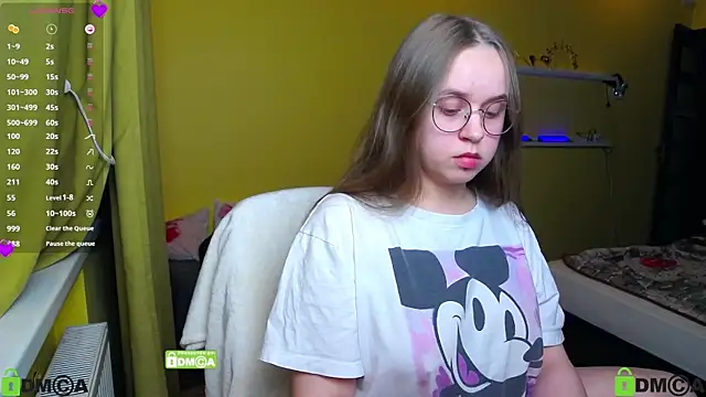 Lilysweet13 online show from January 11, 2026, 5:09 pm