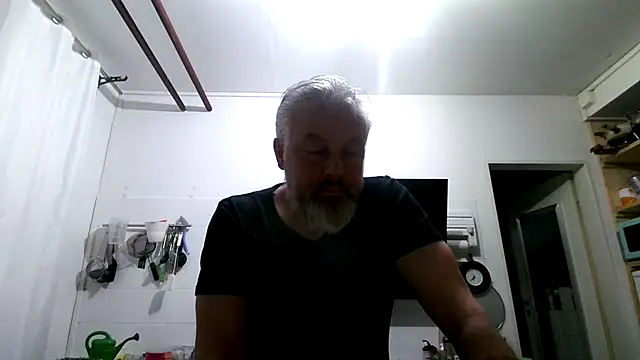 Snapshot of Berg_Boy chatting on February 20, 2026, 5:37 am Berg Boy online show from February 20, 2026, 5:37 am