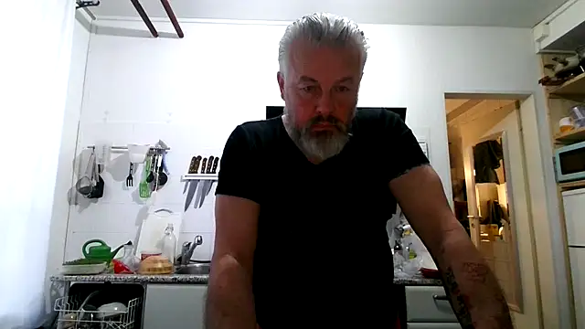 Snapshot of Berg_Boy chatting on February 23, 2026, 6:36 am Berg Boy online show from February 23, 2026, 6:36 am