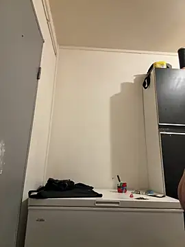 Hugo34bg online show from February 17, 2026, 1:25 am