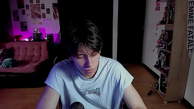 Snapshot of xIce_Boy chatting on May 29, 2026, 6:25 pm xIce Boy online show from May 29, 2026, 6:25 pm