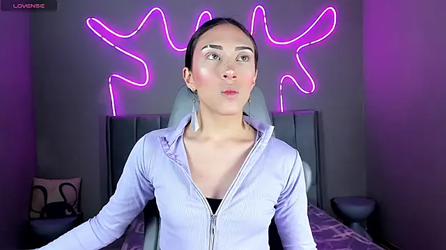 Snapshot of madison__rey chatting on November 22, 2025, 1:10 pm madison rey online show from November 22, 2025, 1:10 pm