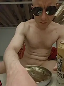 svenpfeifer online show from April 17, 2026, 11:18 pm