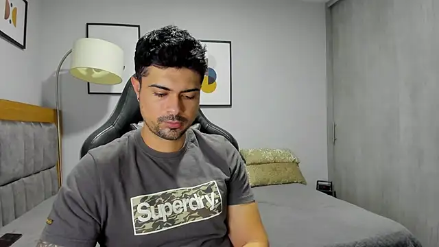 Snapshot of Dante_Storm chatting on October 29, 2025, 12:42 am Dante Storm online show from October 29, 2025, 12:42 am