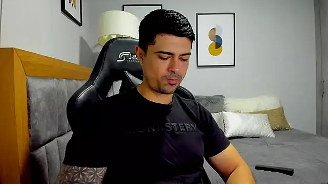 Snapshot of Dante_Storm chatting on January 10, 2026, 12:17 am Dante Storm online show from January 10, 2026, 12:17 am