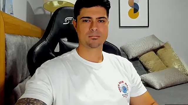 Snapshot of Dante_Storm chatting on January 7, 2026, 1:32 am Dante Storm online show from January 7, 2026, 1:32 am