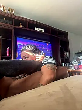 Snapshot of Foxdaguy chatting on November 13, 2025, 8:57 pm Foxdaguy online show from November 13, 2025, 8:57 pm