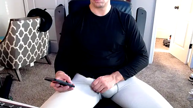 Snapshot of MidwestStroke chatting on February 22, 2026, 10:55 pm MidwestStroke online show from February 22, 2026, 10:55 pm