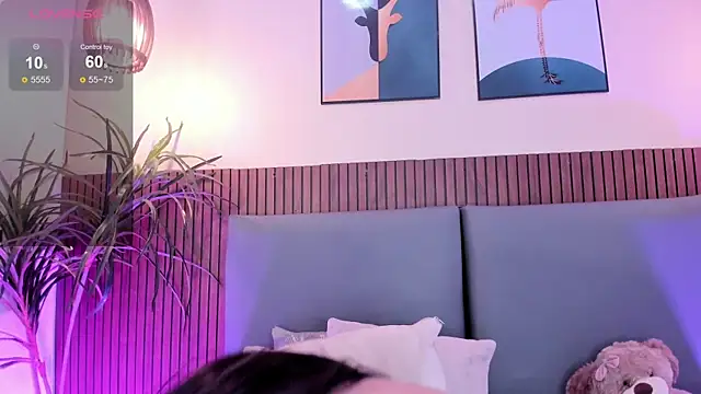 Snapshot of MelinaCruz chatting on January 13, 2026, 7:18 pm MelinaCruz online show from January 13, 2026, 7:18 pm