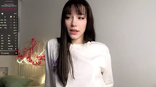 Snapshot of glamourr chatting on January 18, 2026, 9:24 am glamourr online show from January 18, 2026, 9:24 am