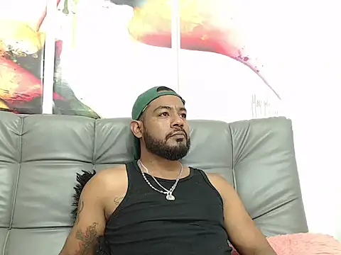 BladeFoxxx1 online show from October 15, 2025, 5:50 am