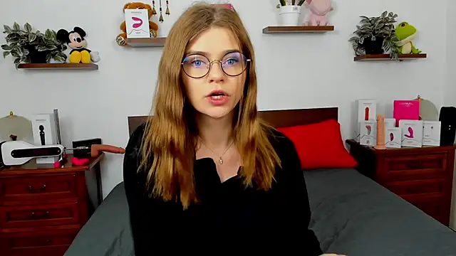 HaleyReedme online show from March 24, 2026, 7:08 am